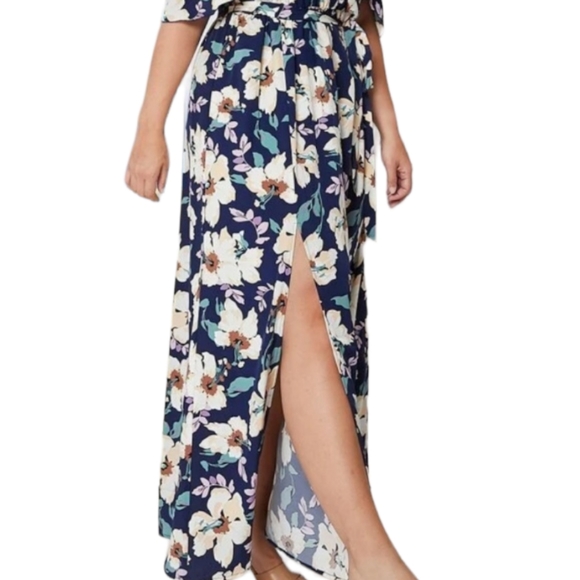 Navy Blue Floral Print Cold Shoulder Dress - Picture 3 of 5